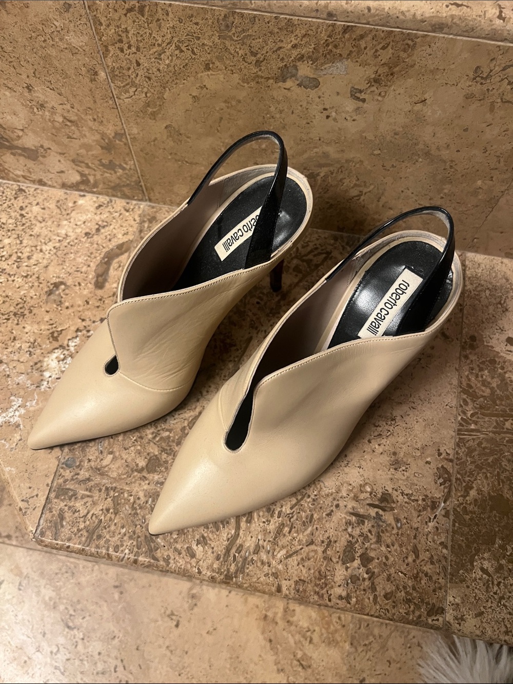 Roberto Cavalli Cream Leather Pointed Slingback Heels with Black Strap